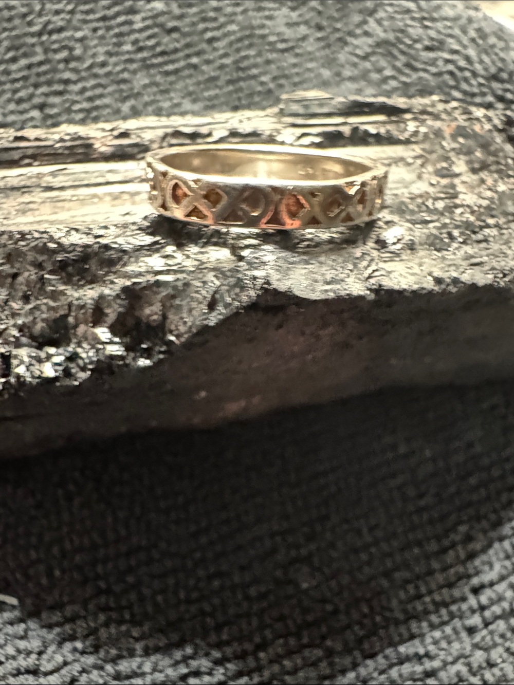 Vintage .925 Sterling Silver Openwork Celtic Knot Eternity Band Ring